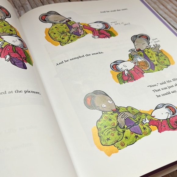 Lilly’s Purple Plastic Purse - Picture 10 of 12